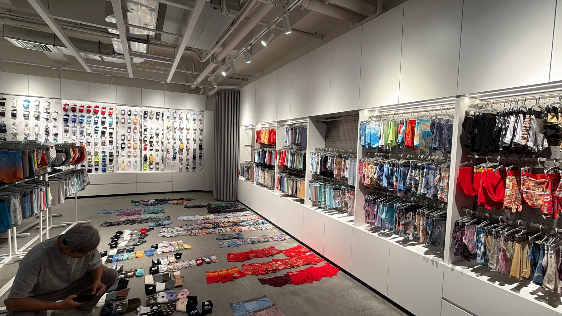 Product and trim references in a partner development space